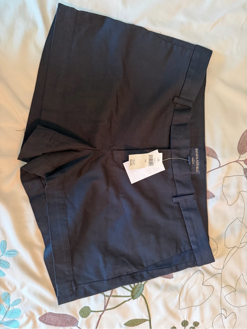 Banana Republic NWT Ryan Fit Black Tailored Dress Shorts Size 12